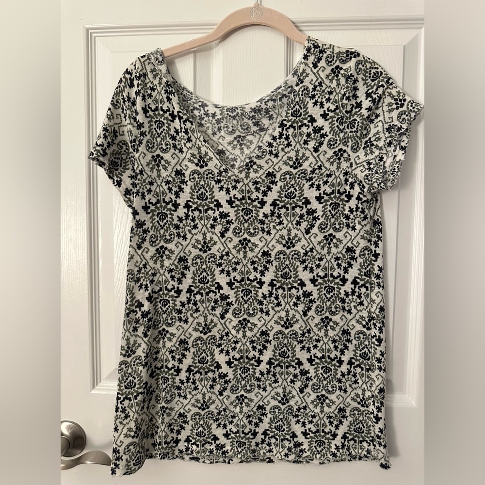 Aeropostale Lightweight Shirt with Pattern